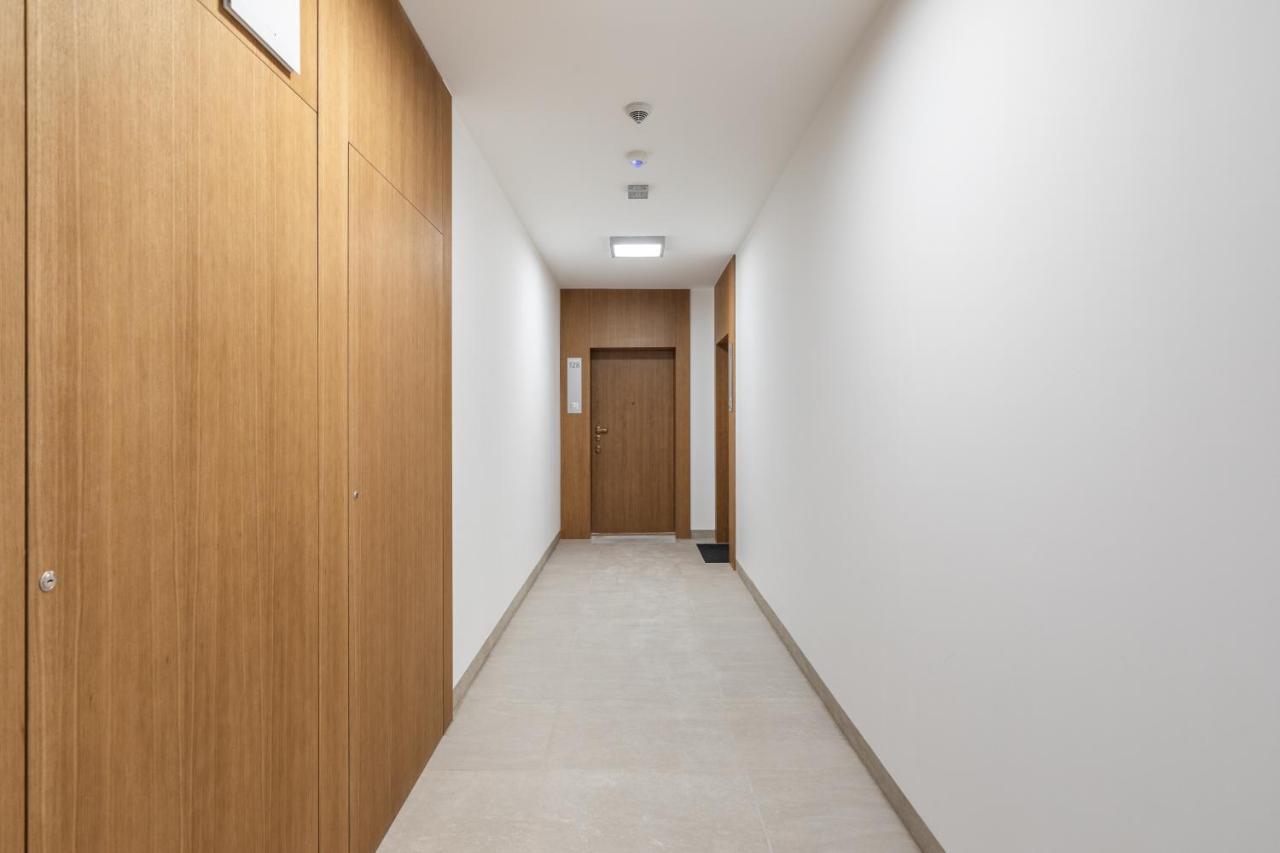 Apartament Superapart Sierakowskiego 4 Warszawa Zewnętrze zdjęcie